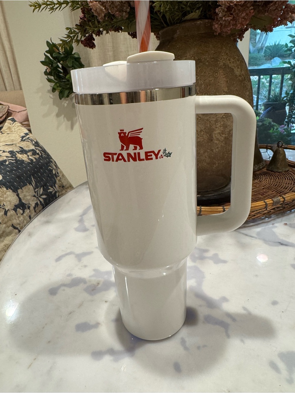 Stanley Christmas Tumbler with Holly Detail - 40oz